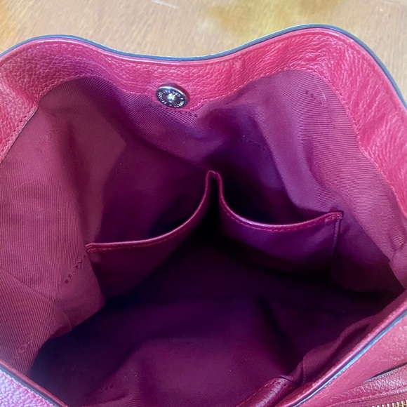 Coach Edie Turnlock Red Berry Pebbled Leather Shoulder Bag - Picture 5 of 12